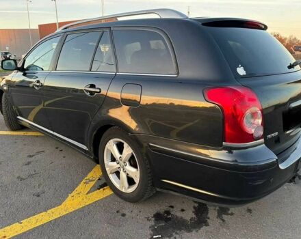 Черный Тойота Авенсис, объемом двигателя 2 л и пробегом 247 тыс. км за 3700 $, фото 1 на Automoto.ua