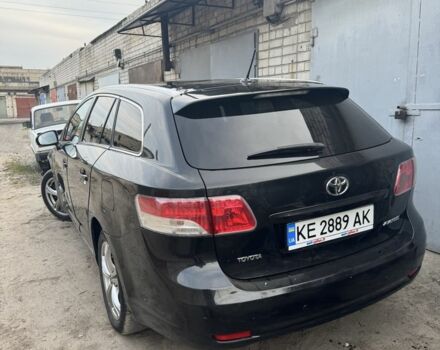 Черный Тойота Авенсис, объемом двигателя 2.2 л и пробегом 340 тыс. км за 7500 $, фото 2 на Automoto.ua