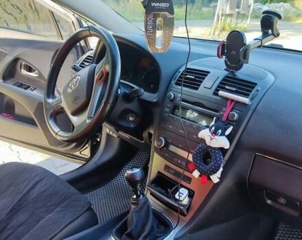 Черный Тойота Авенсис, объемом двигателя 2 л и пробегом 260 тыс. км за 8700 $, фото 15 на Automoto.ua