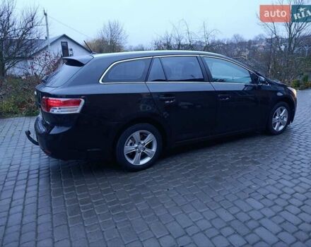 Черный Тойота Авенсис, объемом двигателя 2 л и пробегом 221 тыс. км за 7800 $, фото 16 на Automoto.ua