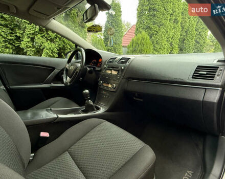 Черный Тойота Авенсис, объемом двигателя 2 л и пробегом 245 тыс. км за 8100 $, фото 33 на Automoto.ua