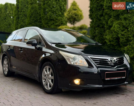 Черный Тойота Авенсис, объемом двигателя 2 л и пробегом 245 тыс. км за 8100 $, фото 1 на Automoto.ua