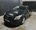 Черный Тойота Авенсис, объемом двигателя 2.2 л и пробегом 279 тыс. км за 8199 $, фото 1 на Automoto.ua