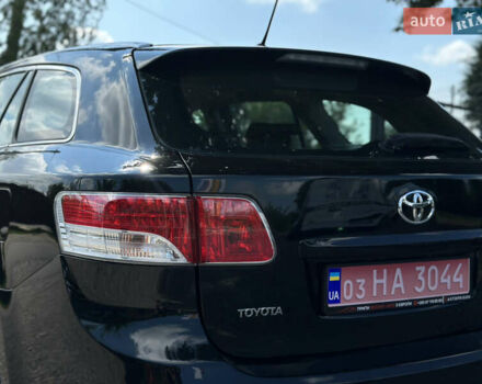 Черный Тойота Авенсис, объемом двигателя 1.6 л и пробегом 272 тыс. км за 8500 $, фото 21 на Automoto.ua