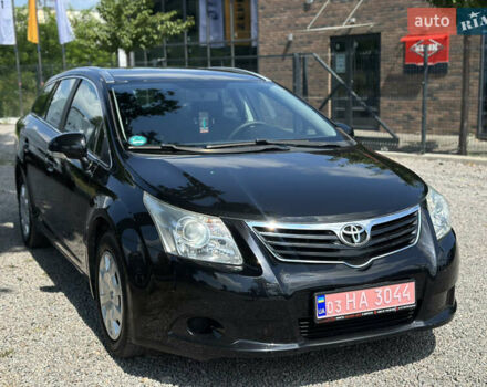 Черный Тойота Авенсис, объемом двигателя 1.6 л и пробегом 272 тыс. км за 8500 $, фото 1 на Automoto.ua