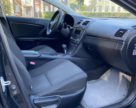 Черный Тойота Авенсис, объемом двигателя 2.23 л и пробегом 160 тыс. км за 9500 $, фото 7 на Automoto.ua