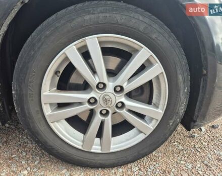 Черный Тойота Авенсис, объемом двигателя 2.23 л и пробегом 253 тыс. км за 9600 $, фото 11 на Automoto.ua