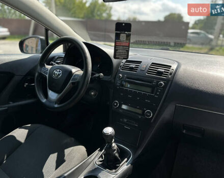 Черный Тойота Авенсис, объемом двигателя 1.6 л и пробегом 272 тыс. км за 8500 $, фото 52 на Automoto.ua