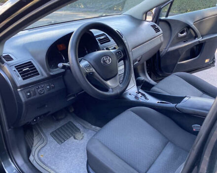 Черный Тойота Авенсис, объемом двигателя 2.23 л и пробегом 160 тыс. км за 9500 $, фото 6 на Automoto.ua