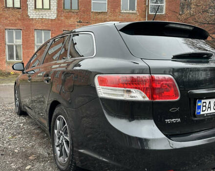 Черный Тойота Авенсис, объемом двигателя 2 л и пробегом 290 тыс. км за 7850 $, фото 11 на Automoto.ua