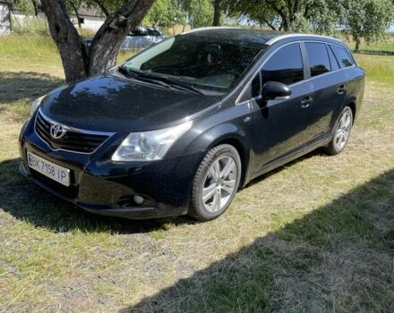 Чорний Тойота Авенсіс, об'ємом двигуна 2.2 л та пробігом 300 тис. км за 9500 $, фото 1 на Automoto.ua