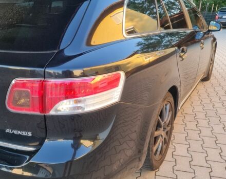 Чорний Тойота Авенсіс, об'ємом двигуна 2 л та пробігом 298 тис. км за 5690 $, фото 5 на Automoto.ua