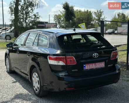 Черный Тойота Авенсис, объемом двигателя 1.6 л и пробегом 272 тыс. км за 8500 $, фото 18 на Automoto.ua