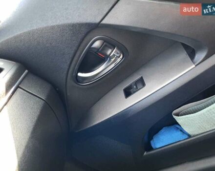 Черный Тойота Авенсис, объемом двигателя 1.8 л и пробегом 174 тыс. км за 9000 $, фото 25 на Automoto.ua