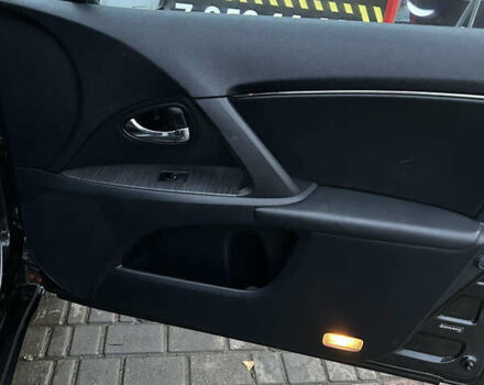 Черный Тойота Авенсис, объемом двигателя 2.23 л и пробегом 200 тыс. км за 8900 $, фото 13 на Automoto.ua