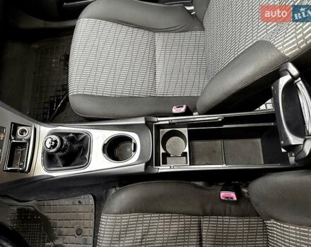 Черный Тойота Авенсис, объемом двигателя 1.8 л и пробегом 269 тыс. км за 8500 $, фото 6 на Automoto.ua
