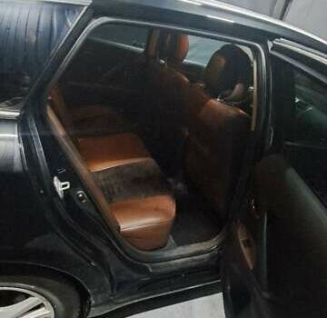 Черный Тойота Авенсис, объемом двигателя 2.2 л и пробегом 279 тыс. км за 8199 $, фото 6 на Automoto.ua