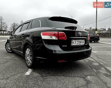 Черный Тойота Авенсис, объемом двигателя 1.8 л и пробегом 269 тыс. км за 8500 $, фото 4 на Automoto.ua