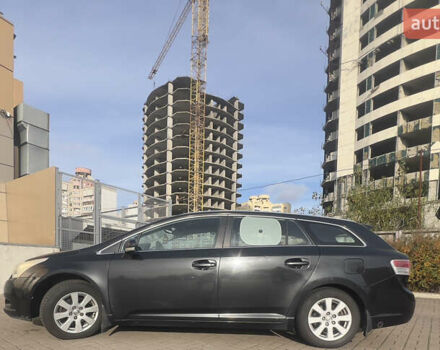 Черный Тойота Авенсис, объемом двигателя 1.8 л и пробегом 180 тыс. км за 8200 $, фото 6 на Automoto.ua