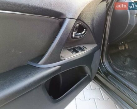Черный Тойота Авенсис, объемом двигателя 2.23 л и пробегом 240 тыс. км за 8500 $, фото 28 на Automoto.ua