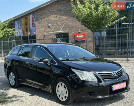 Черный Тойота Авенсис, объемом двигателя 1.6 л и пробегом 272 тыс. км за 8500 $, фото 3 на Automoto.ua