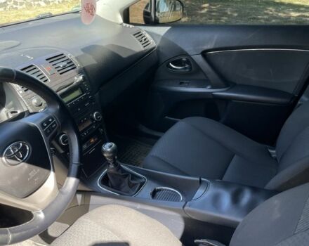 Чорний Тойота Авенсіс, об'ємом двигуна 2.2 л та пробігом 300 тис. км за 9500 $, фото 6 на Automoto.ua