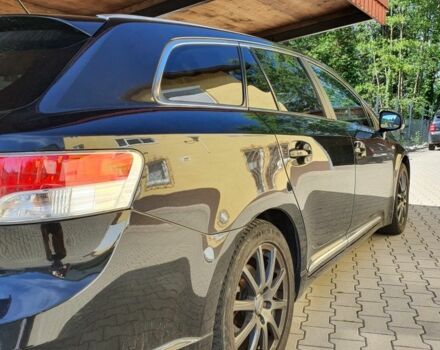 Чорний Тойота Авенсіс, об'ємом двигуна 2 л та пробігом 298 тис. км за 5690 $, фото 13 на Automoto.ua