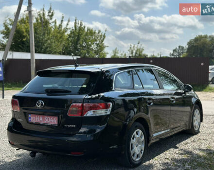 Черный Тойота Авенсис, объемом двигателя 1.6 л и пробегом 272 тыс. км за 8500 $, фото 13 на Automoto.ua