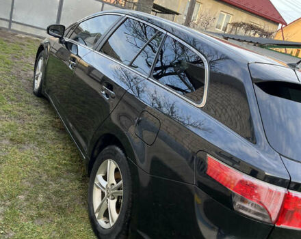 Черный Тойота Авенсис, объемом двигателя 2 л и пробегом 187 тыс. км за 9800 $, фото 8 на Automoto.ua