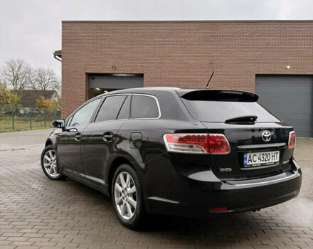 Черный Тойота Авенсис, объемом двигателя 2.2 л и пробегом 233 тыс. км за 9600 $, фото 4 на Automoto.ua