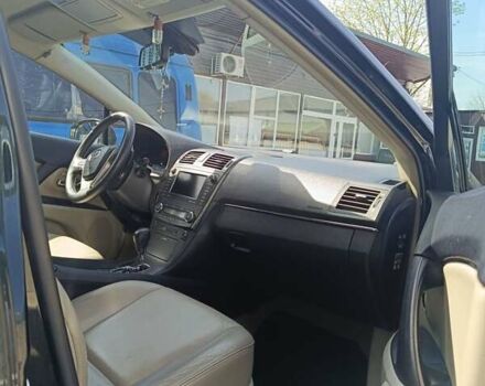 Черный Тойота Авенсис, объемом двигателя 2.23 л и пробегом 287 тыс. км за 10799 $, фото 7 на Automoto.ua