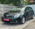 Черный Тойота Авенсис, объемом двигателя 1.6 л и пробегом 205 тыс. км за 9400 $, фото 1 на Automoto.ua