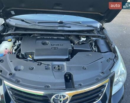 Черный Тойота Авенсис, объемом двигателя 2 л и пробегом 170 тыс. км за 9200 $, фото 7 на Automoto.ua