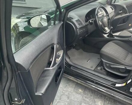 Черный Тойота Авенсис, объемом двигателя 2 л и пробегом 170 тыс. км за 9200 $, фото 9 на Automoto.ua
