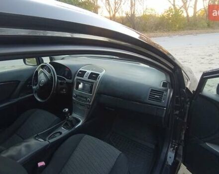Чорний Тойота Авенсіс, об'ємом двигуна 2 л та пробігом 274 тис. км за 8399 $, фото 20 на Automoto.ua