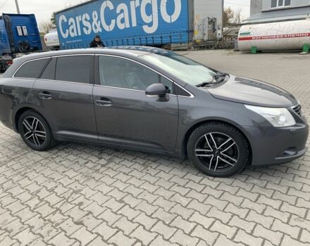 Черный Тойота Авенсис, объемом двигателя 2 л и пробегом 320 тыс. км за 4300 $, фото 2 на Automoto.ua