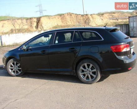 Черный Тойота Авенсис, объемом двигателя 2 л и пробегом 265 тыс. км за 14700 $, фото 6 на Automoto.ua