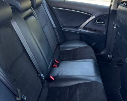 Черный Тойота Авенсис, объемом двигателя 0 л и пробегом 140 тыс. км за 10500 $, фото 9 на Automoto.ua