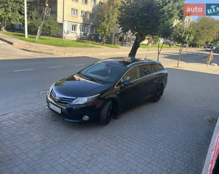 Черный Тойота Авенсис, объемом двигателя 2.23 л и пробегом 247 тыс. км за 13000 $, фото 1 на Automoto.ua