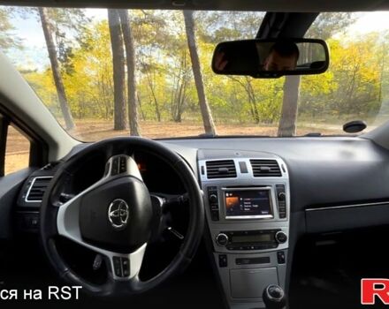 Черный Тойота Авенсис, объемом двигателя 2 л и пробегом 267 тыс. км за 12900 $, фото 2 на Automoto.ua