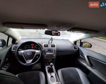 Черный Тойота Авенсис, объемом двигателя 2.2 л и пробегом 235 тыс. км за 10999 $, фото 10 на Automoto.ua