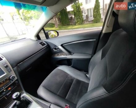 Черный Тойота Авенсис, объемом двигателя 2.2 л и пробегом 235 тыс. км за 10999 $, фото 11 на Automoto.ua