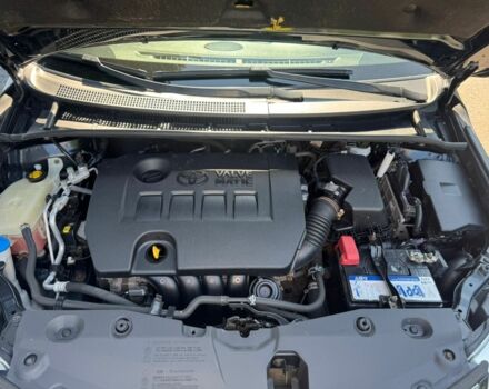 Черный Тойота Авенсис, объемом двигателя 0 л и пробегом 140 тыс. км за 10500 $, фото 3 на Automoto.ua