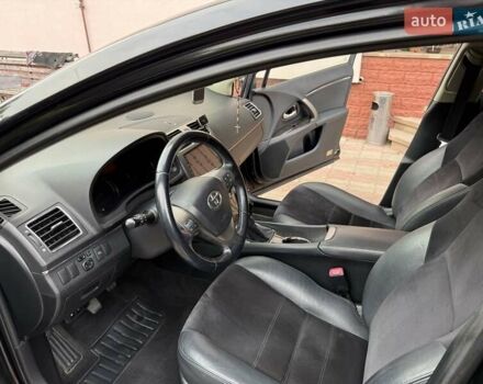 Черный Тойота Авенсис, объемом двигателя 2.23 л и пробегом 257 тыс. км за 9700 $, фото 16 на Automoto.ua