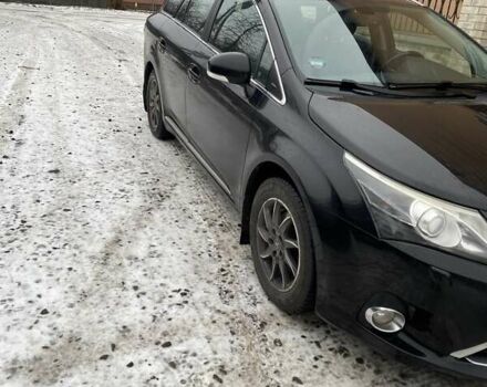 Чорний Тойота Авенсіс, об'ємом двигуна 2 л та пробігом 267 тис. км за 12900 $, фото 1 на Automoto.ua