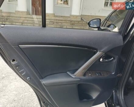 Черный Тойота Авенсис, объемом двигателя 2.2 л и пробегом 235 тыс. км за 10999 $, фото 13 на Automoto.ua