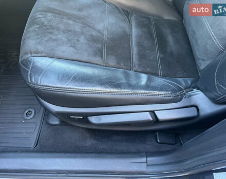 Черный Тойота Авенсис, объемом двигателя 2.23 л и пробегом 247 тыс. км за 13000 $, фото 25 на Automoto.ua