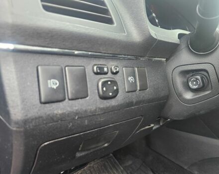 Черный Тойота Авенсис, объемом двигателя 2.2 л и пробегом 263 тыс. км за 4900 $, фото 23 на Automoto.ua