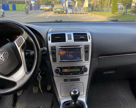 Черный Тойота Авенсис, объемом двигателя 2 л и пробегом 261 тыс. км за 11000 $, фото 10 на Automoto.ua