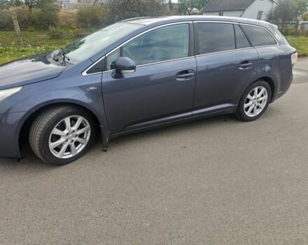 Черный Тойота Авенсис, объемом двигателя 2.2 л и пробегом 263 тыс. км за 4900 $, фото 5 на Automoto.ua